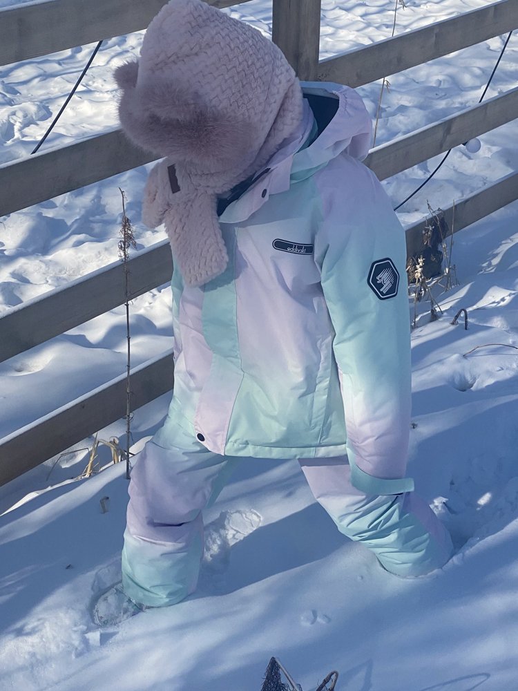 Ski suit for children with boys and girls with heating and waterproof and windproof ski jackets