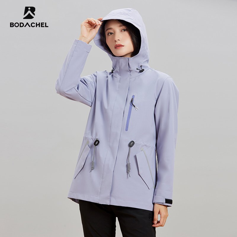 Dica, a pair of windproof jackets for a woman in an outdoor assault suit