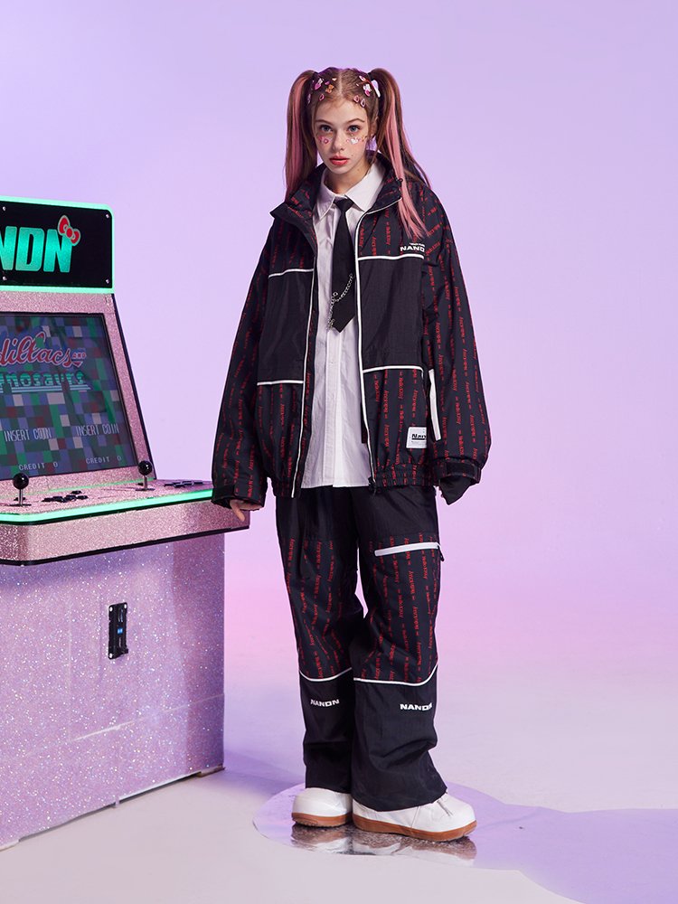 Nan's single-skinned, draught-proof, American-style little warm-up couple's ski-pants suit
