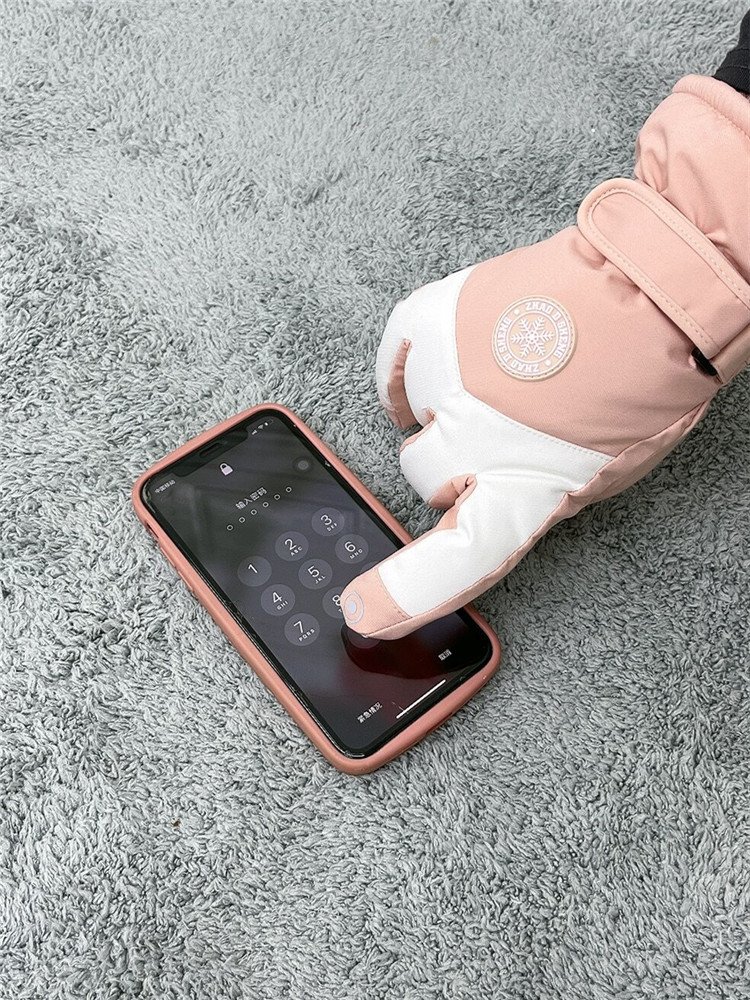 Ski gloves for women riding electric motorcycles and velvet-screened cotton for the winter