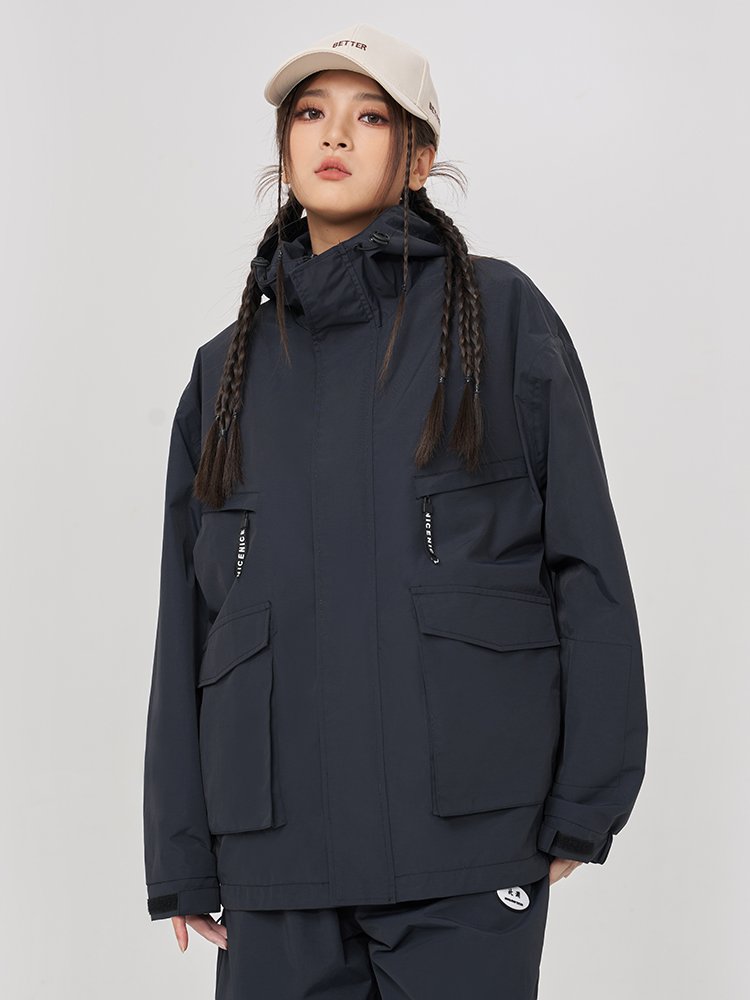 A new 2023 double-board white man and woman with a velvet-ski coat