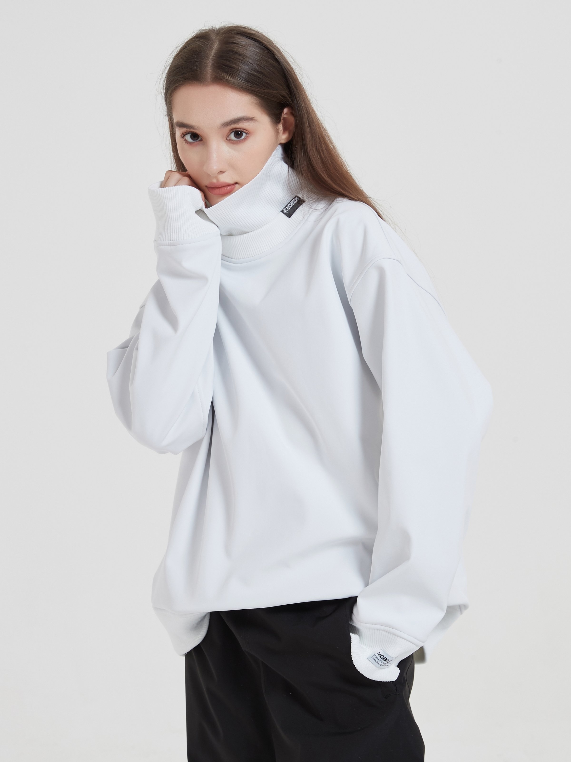 Single-skinned, waterproof, high-collar skating suit