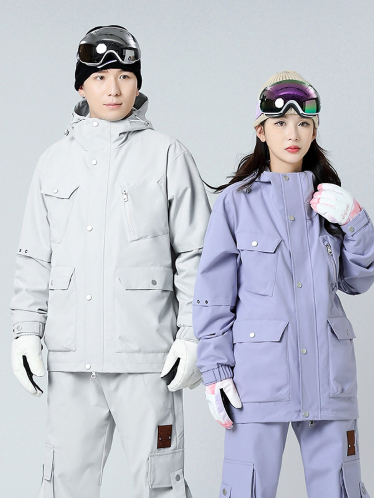 The Italian ski uniform is a double-skinned, windproof, and three-and-a-ski shirts