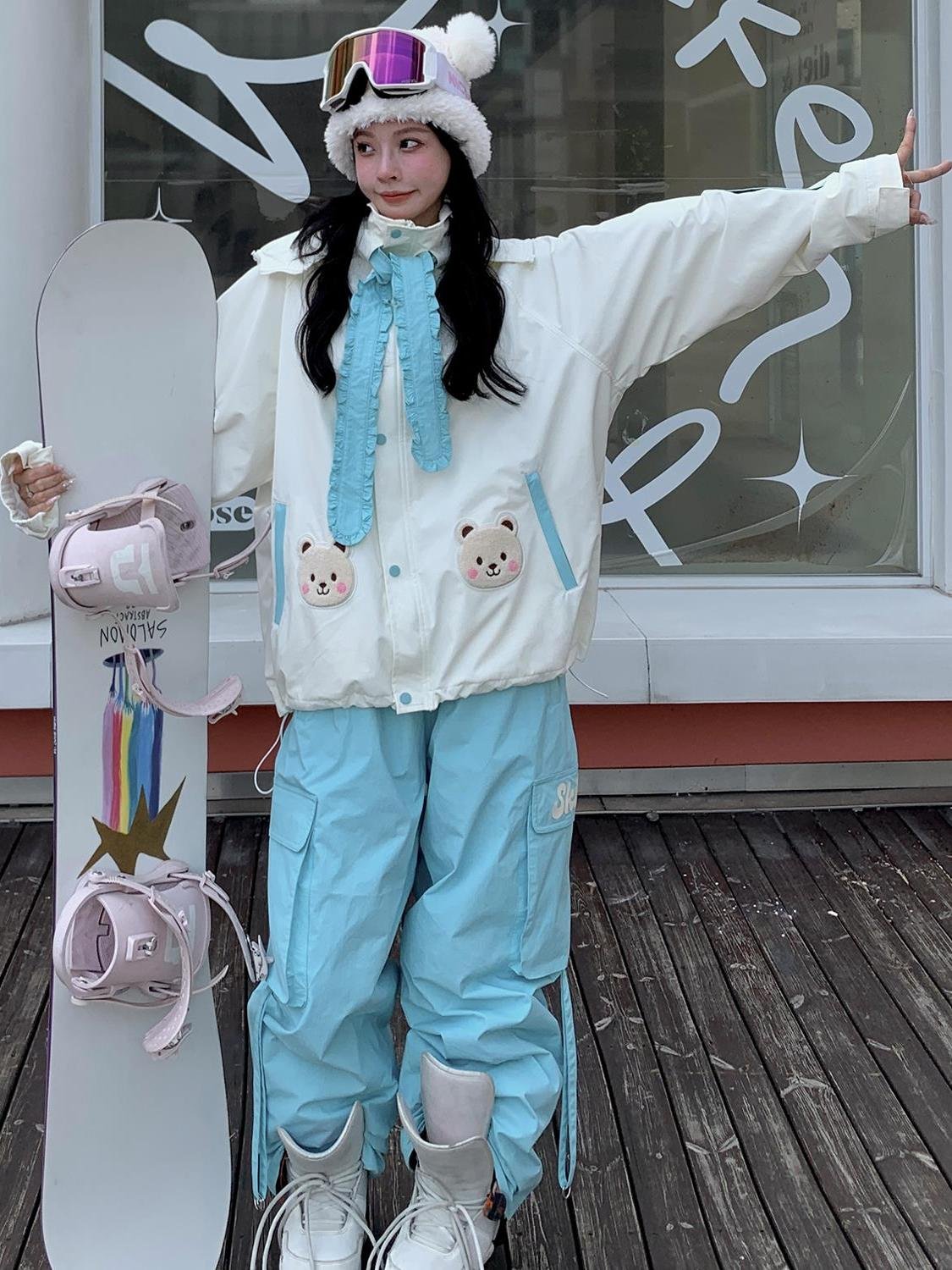 Skibear's original skating suit, a 3L-pressed waterproof sheet, a nice, warm, nice ski jacket