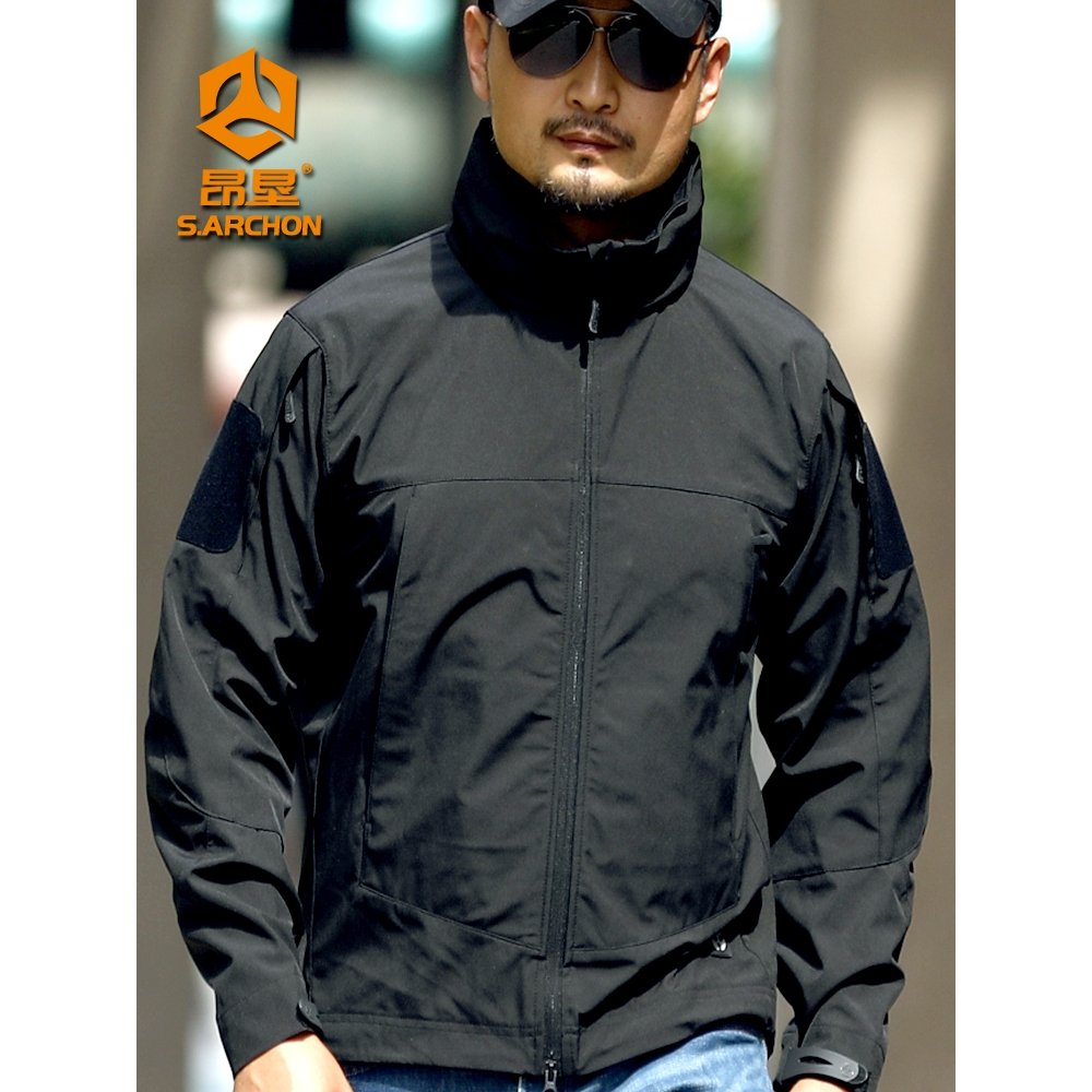 The camel's outdoor soft-shell-skinned jacket man, spring and autumn, with a waterproof sports and leisure warm and velvet