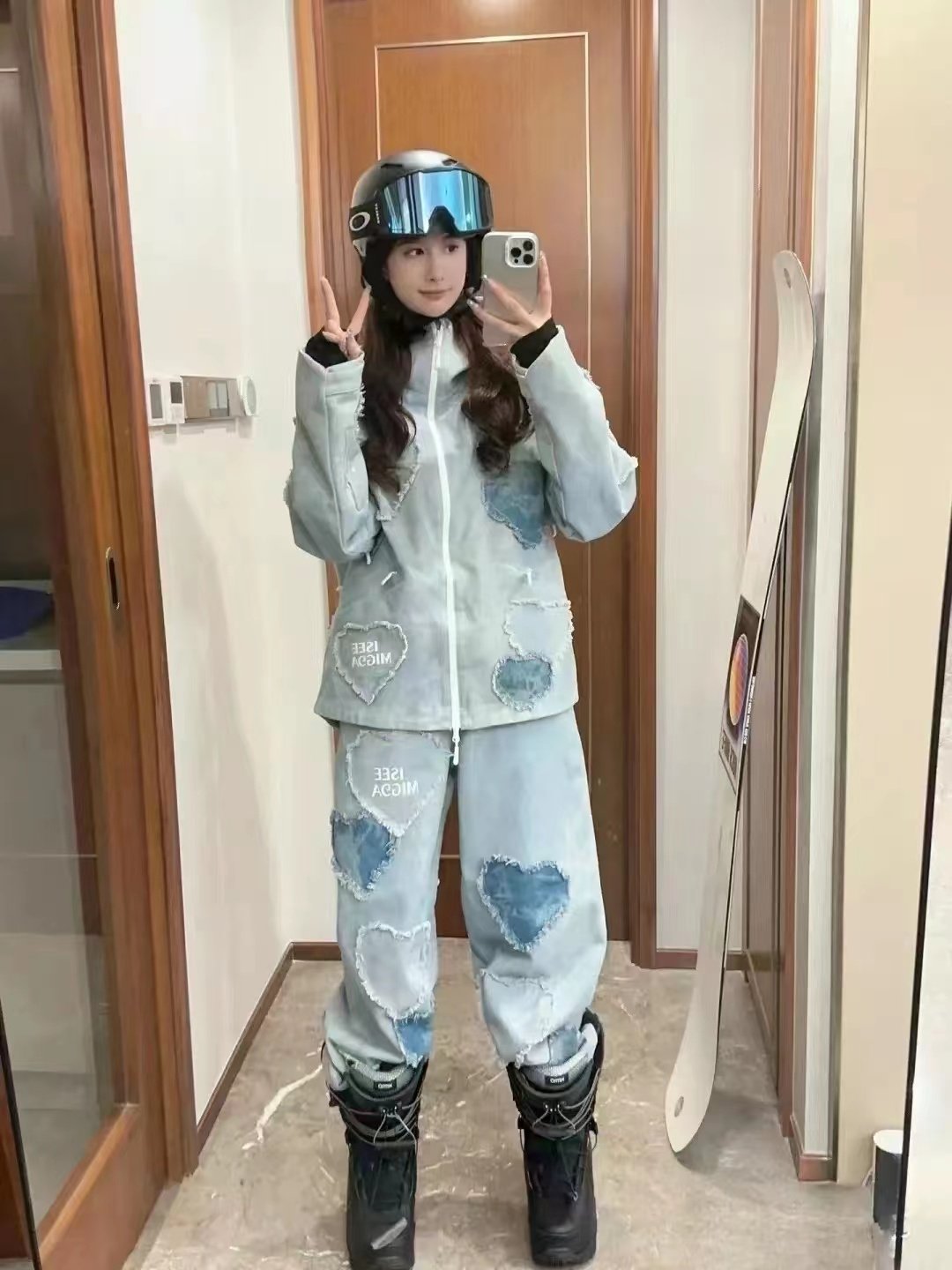 Ski-suit lease 046