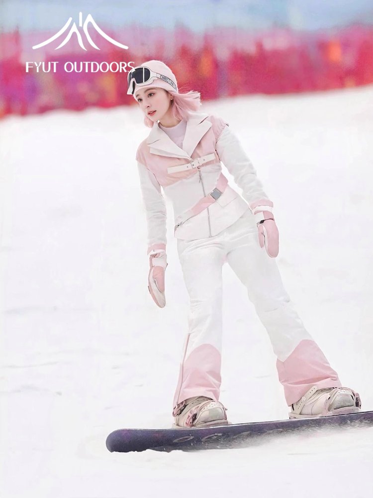 FYUT OUTDOOR SKIING SUIT FOR A WOMAN WITH A WARMER COAT 2024 AND A NEW TWILIGHT PAIR OF SKI PANTS