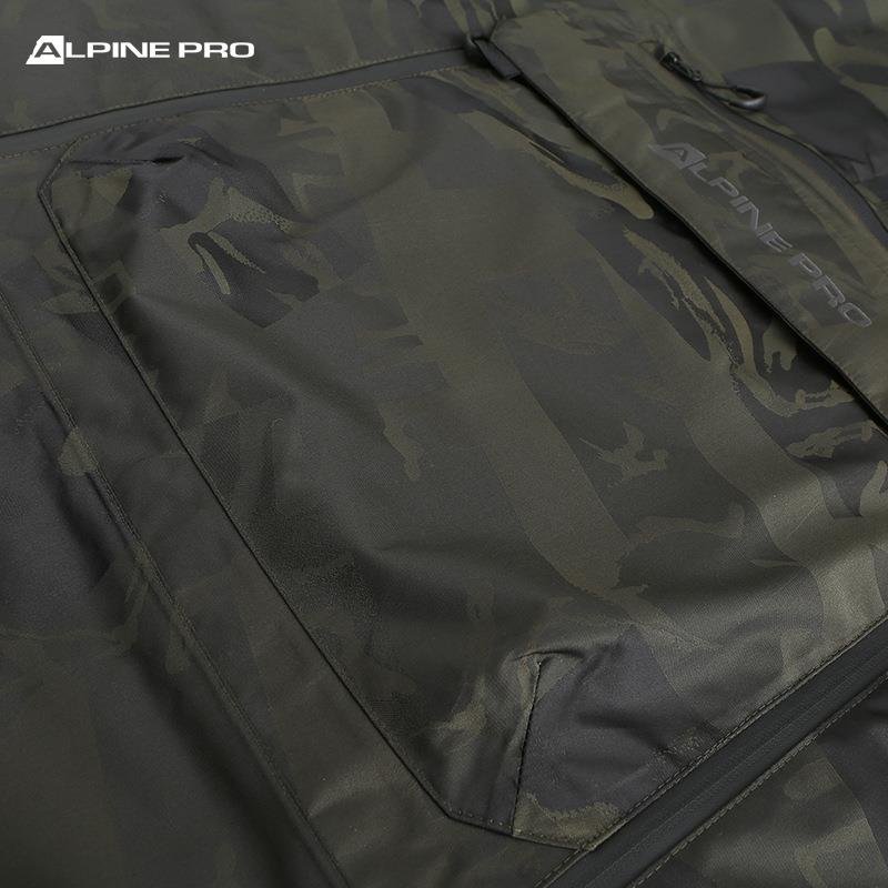 The Alpini man's couple's ecstasy, with a warm, single, double ski suit kit