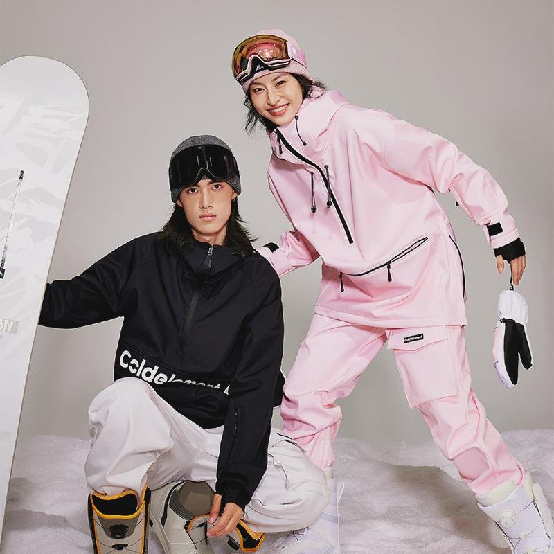 Cold elements, men and women in a winter ski suit, women and men in a warm-to-eat-to-eat-to-eat-to-eat-to-house ski coat