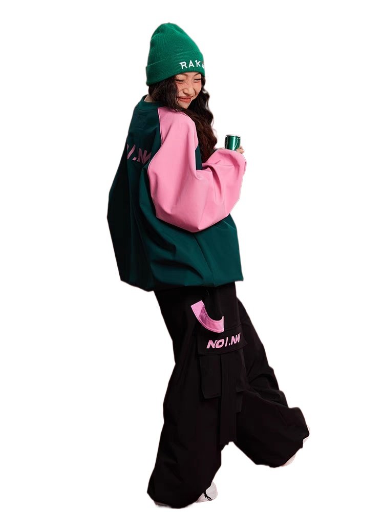 FreeSpin's new No1NW with ski pants on the outside, two-board, one-sided, wind-proof and free