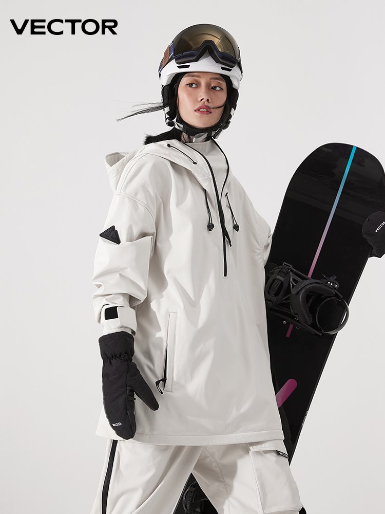 VECTOR PLAYS A MAN'S SUIT THAT CAN EXPAND A SNOWSUIT FOR A GIRL WITH A TWO-BOARD HUSK-PROOF SHELL