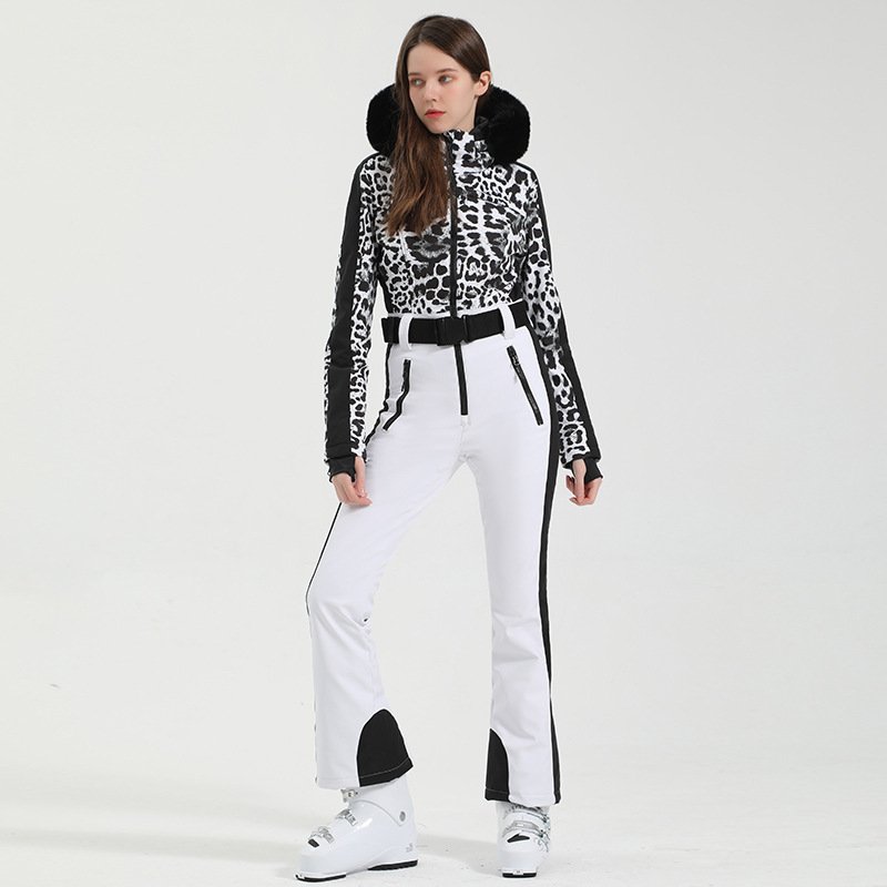 Ms. Gsou Snow's skating suit with a kowtow-size, single-board waterproof and thick, warm skiing pants