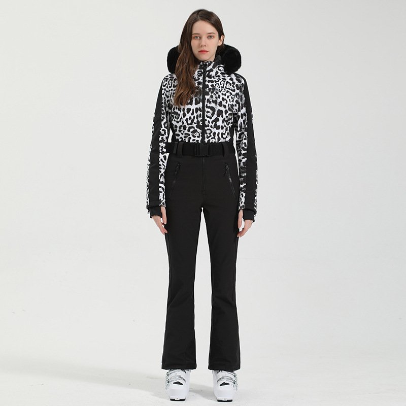 Ms. Gsou Snow's skating suit with a kowtow-size, single-board waterproof and thick, warm skiing pants