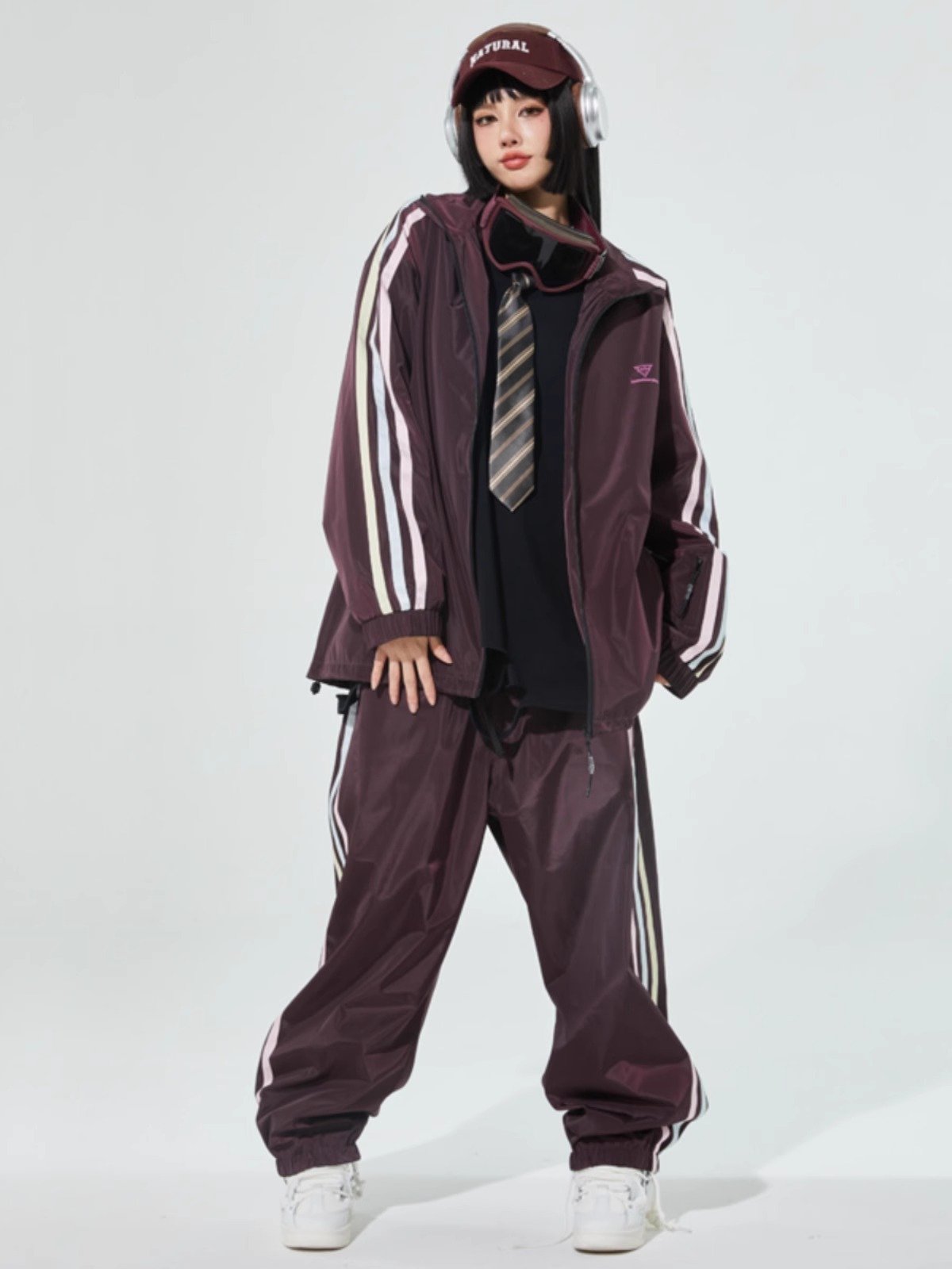 SWAGLI SKI SUIT, 2023