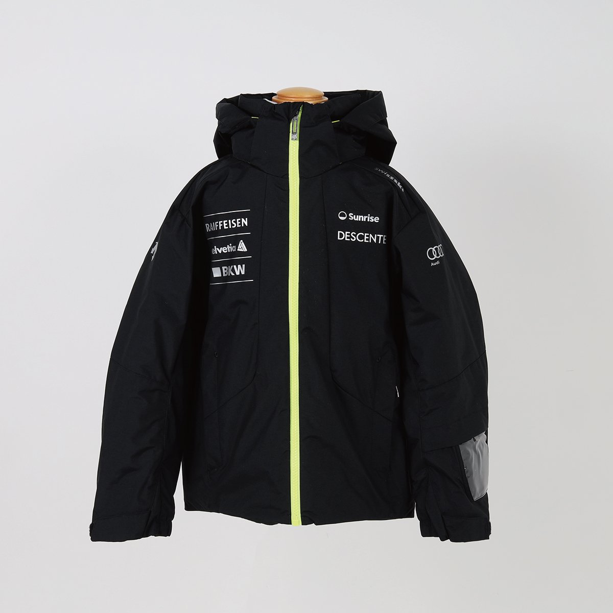 DESCENTE (CHILDREN AND YOUTH)