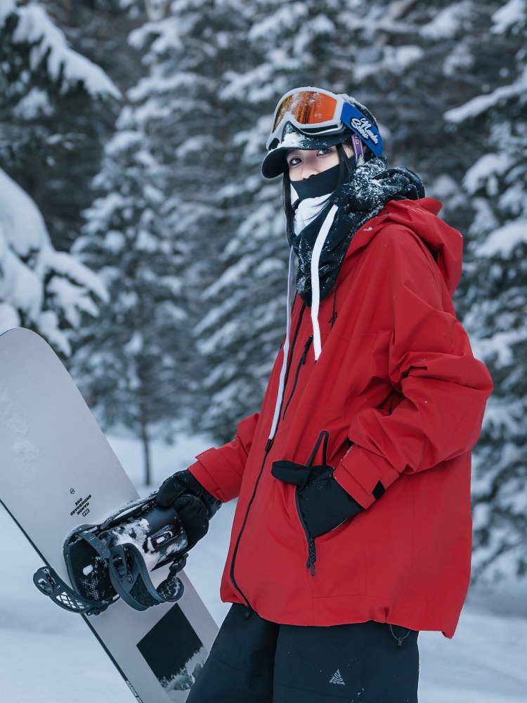NAN'S SINGLE-BOARD SKATING SUIT, A NEW WATER-PROOFING 3L SPECIALTY
