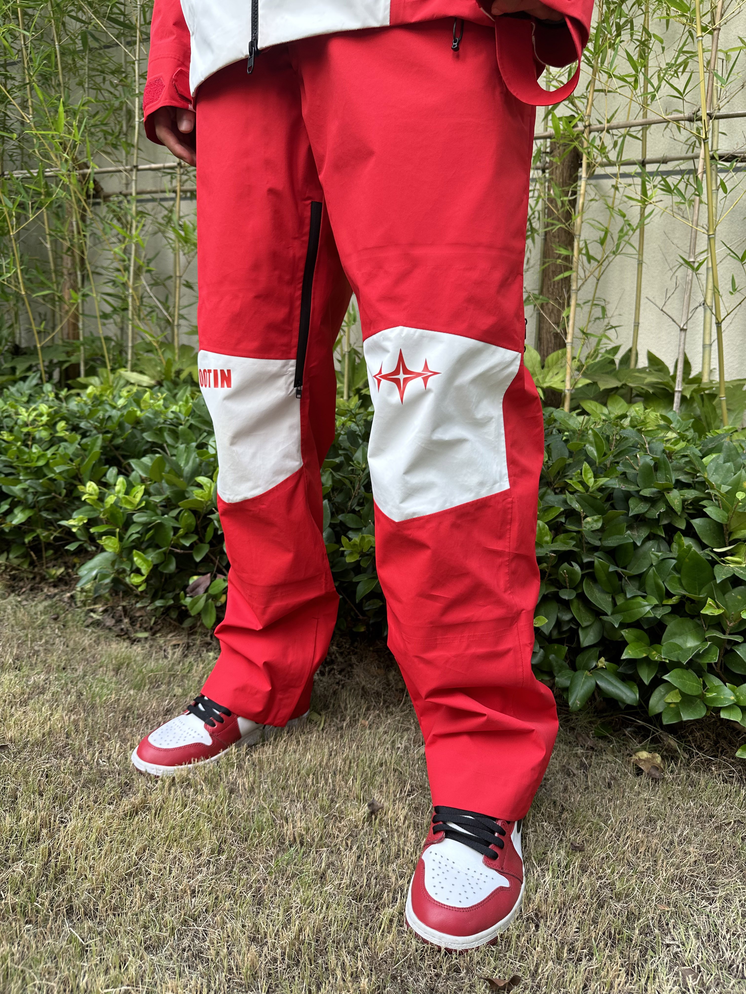 SHOOTIN SKIPTS 23AW SINGLE-BOARD WHITE-RED COUPLES, WIND-PROOF AND WATER-PROOF THONGS