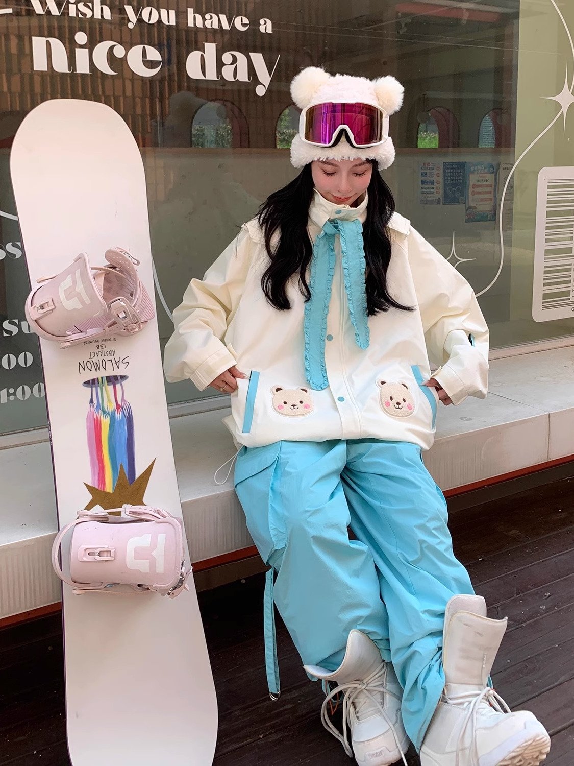 Skibear's original skating suit, a 3L-pressed waterproof sheet, a nice, warm, nice ski jacket