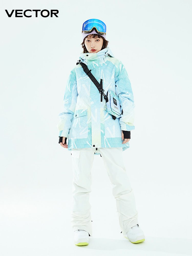 VECTOR PLAYS A SKI SUIT FOR WOMEN IN SKI JACKETS WITH WIND-PROOF SLABS AND SKI PANTS