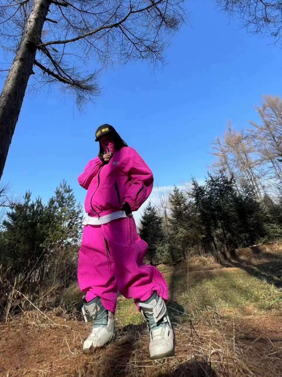 2. YL.3L FULL-VOLATILIZED SKI SUIT, WIND-PROOF, WATER-PROOF DOUBLE-BOARD FREE-TIDE KOREAN TIDE, MALE AND FEMALE