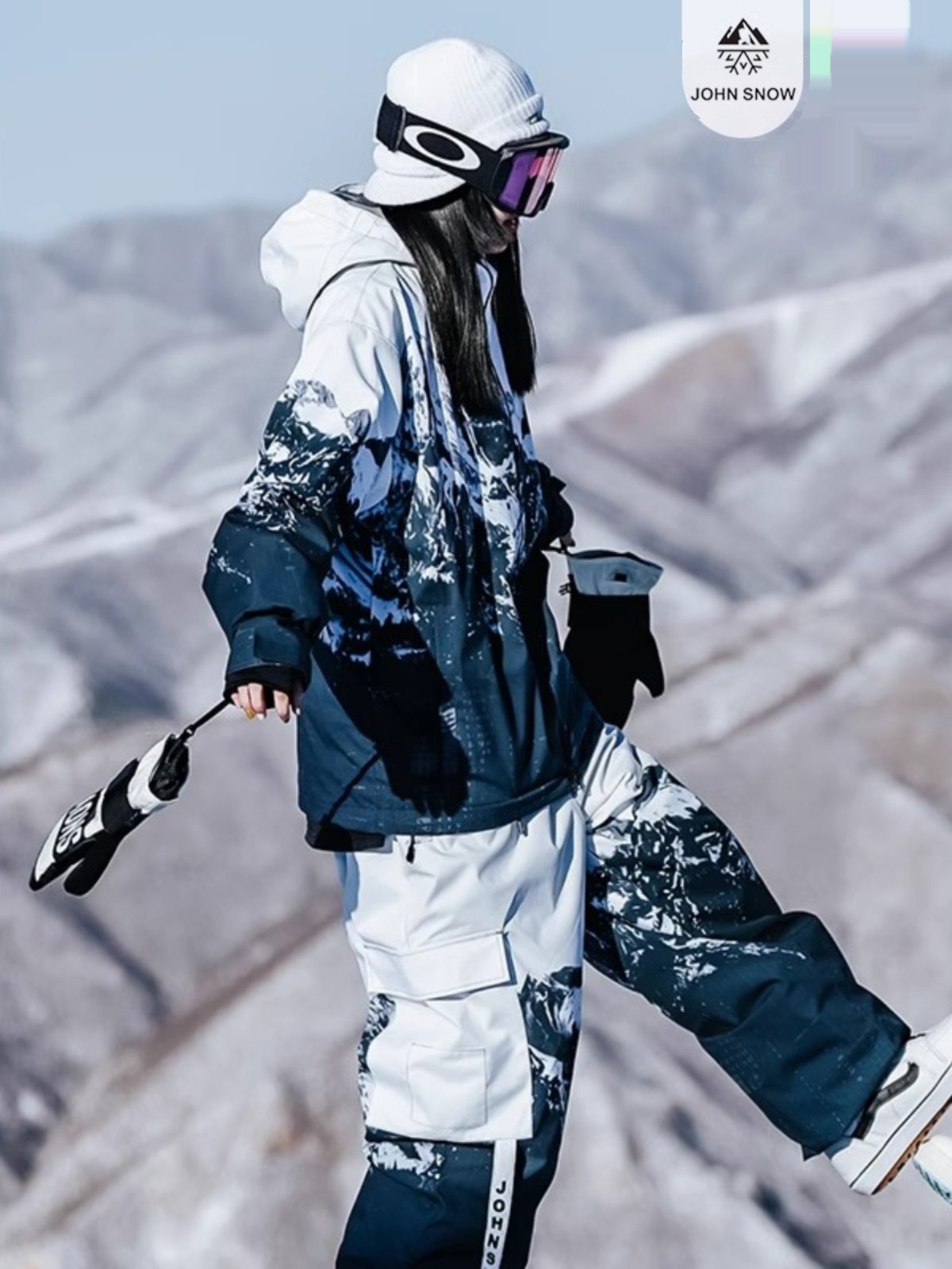 John Snow, a single-board double-board ski suit for men and women