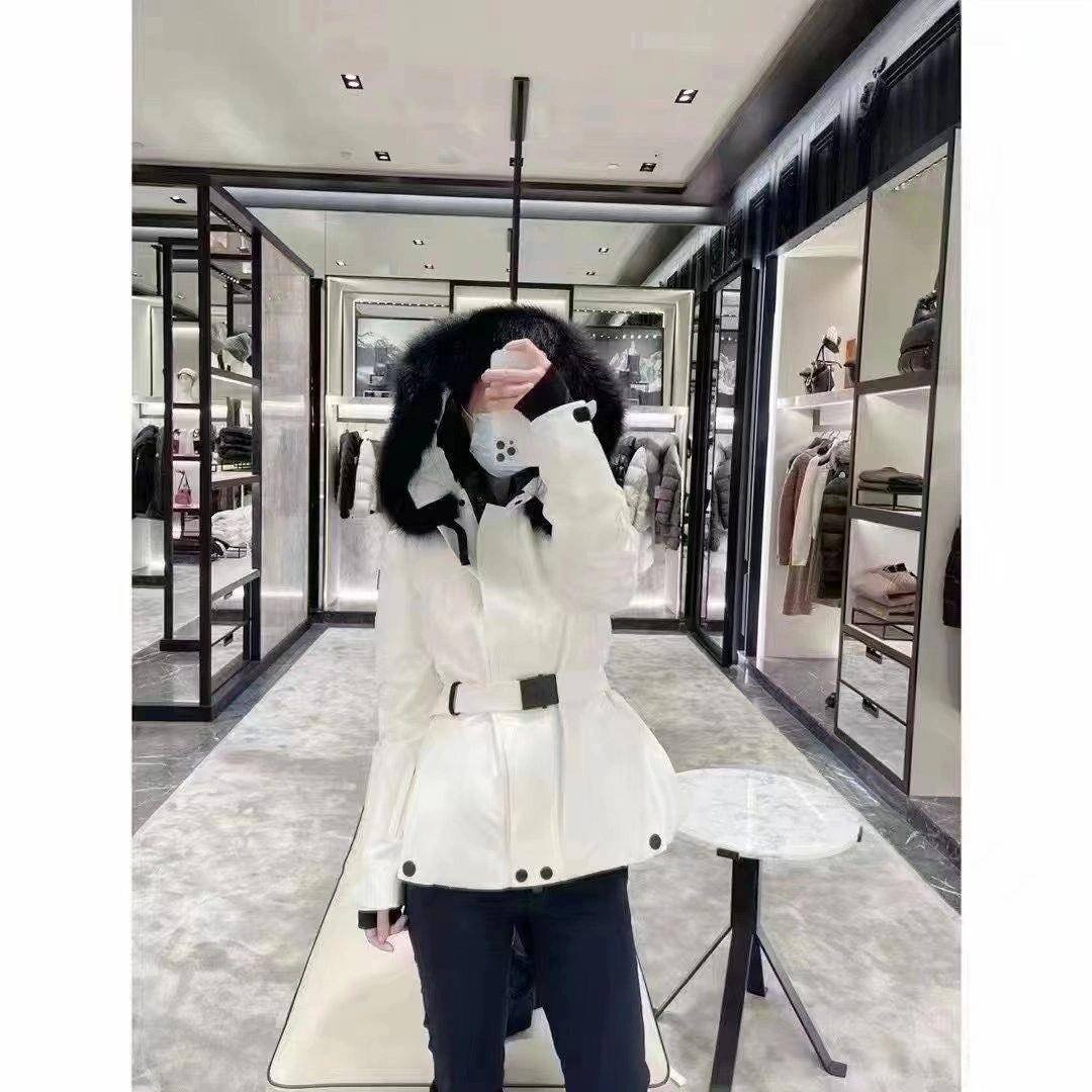 Moncler/skin-skin-skin-skin jacket in a long hat-and-fowl coat