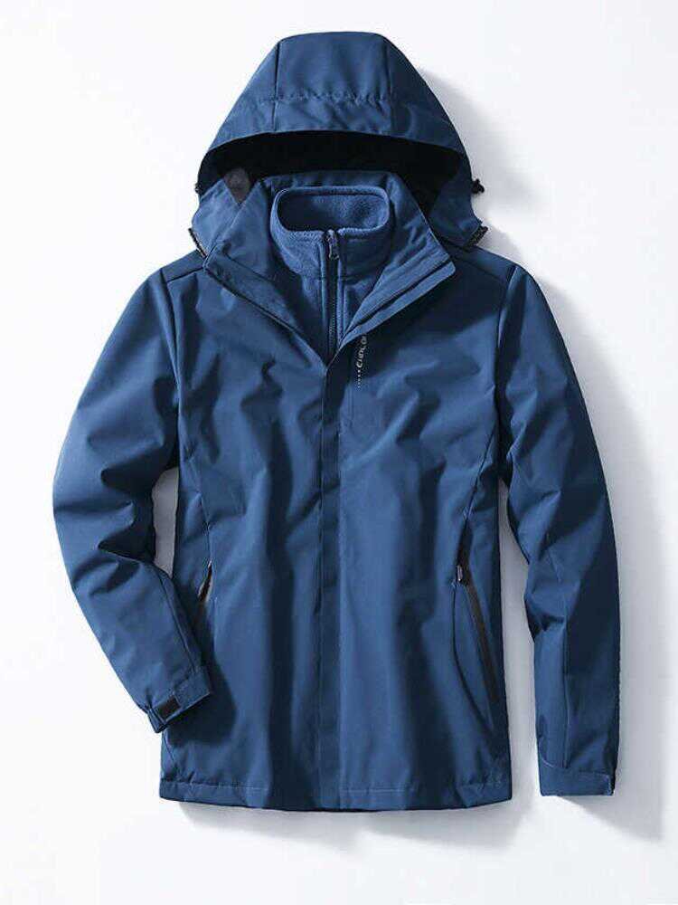 Li Ning's exterior assault suit is a three-hundred-and-a-hundred card to remove two sets of winter windproof and waterproof to warm the mountain