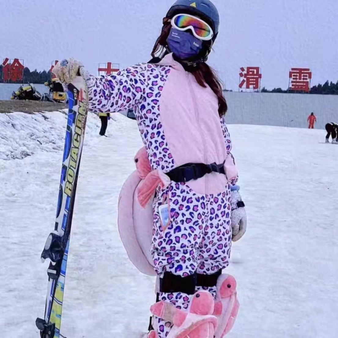 SHILIJI3 CHILDREN'S SKISUITS TO KEEP THEM WARM AND SAFE