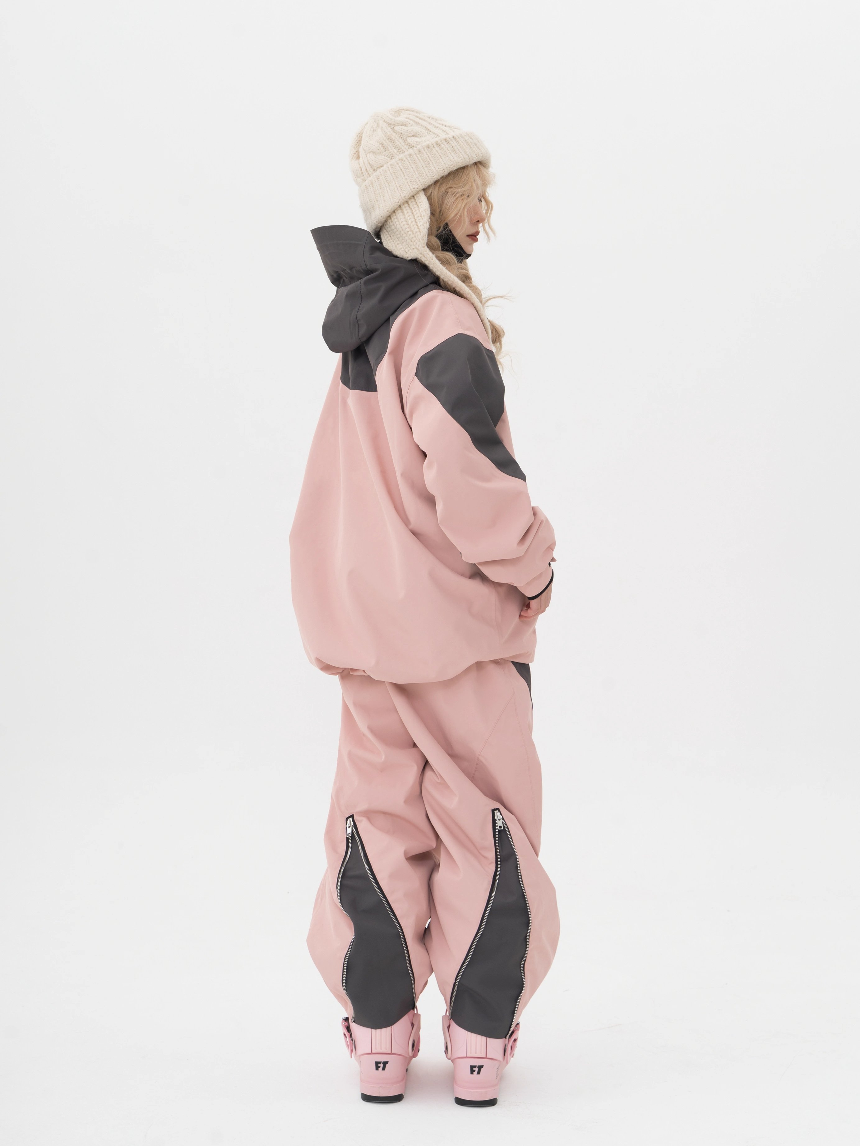 WELEM MORANDI'S PINK SKI SUIT