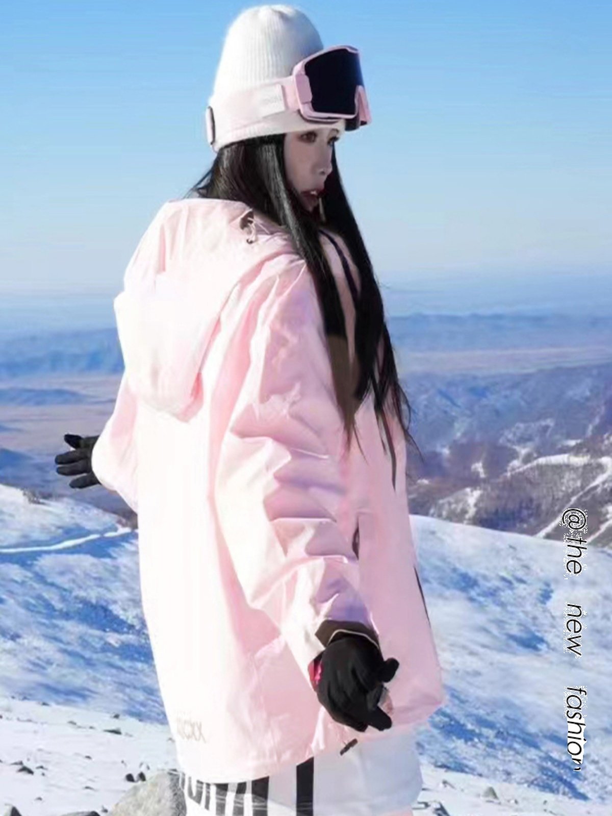 The Italian ski suit, the man and the woman who paid for the heat, the one-board, loose coat, the two-board ski suit