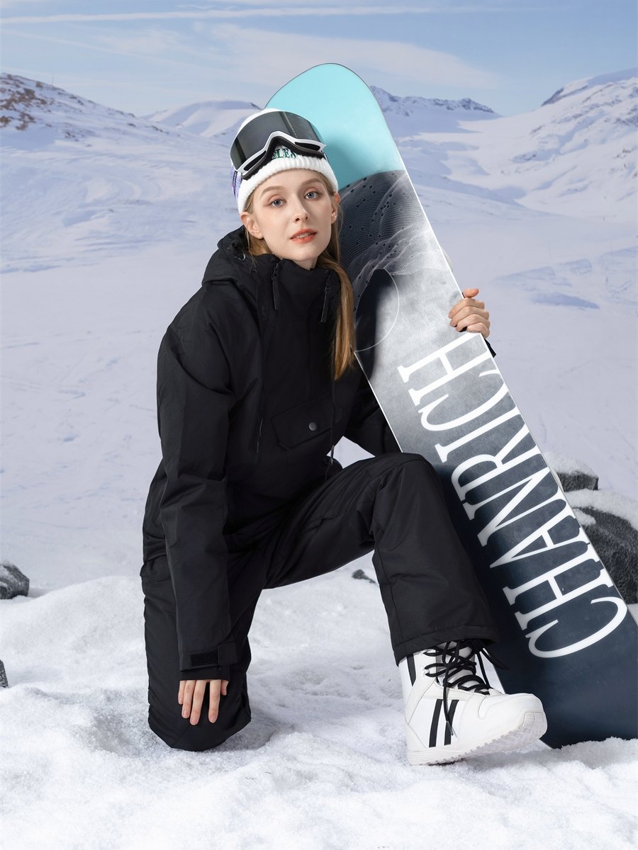 A new skating suit of 23 with a male and female windproof, waterproof, warm couple coats, two pairs of skiing pants