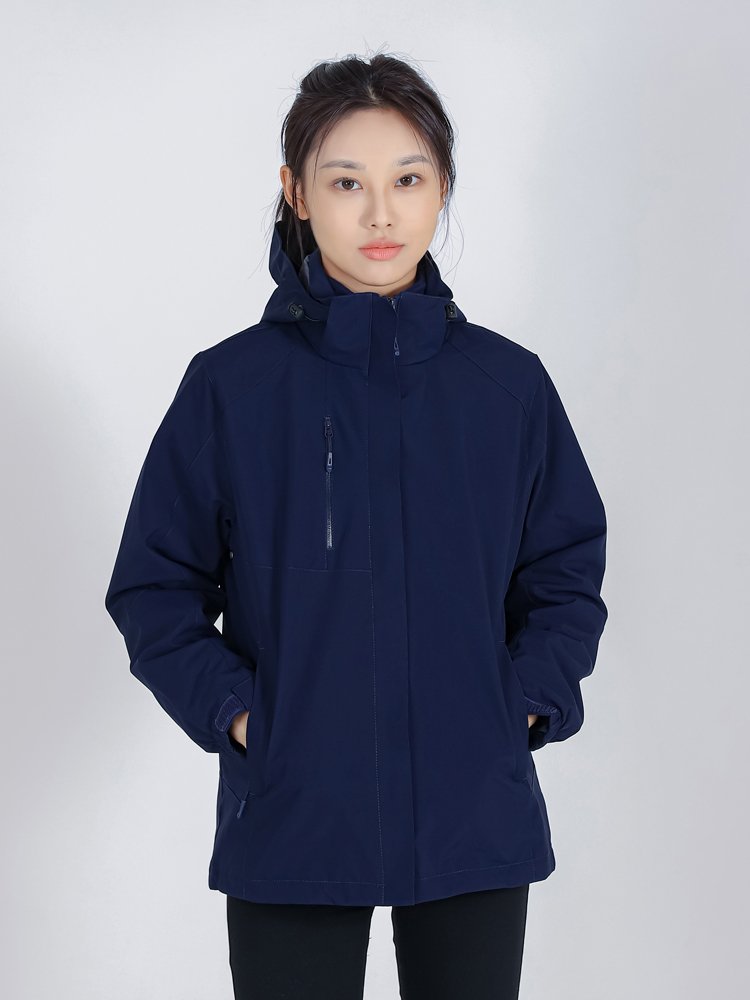 Pista's out-of-the-house assault jacket with a three-to-one jacket to remove the wind and water jacket from the mountain