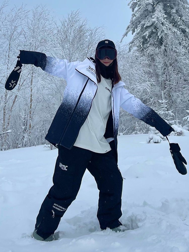 Ski-suits for men in their winter outdoor weather and water-proof and thick ski pants, double-board skis