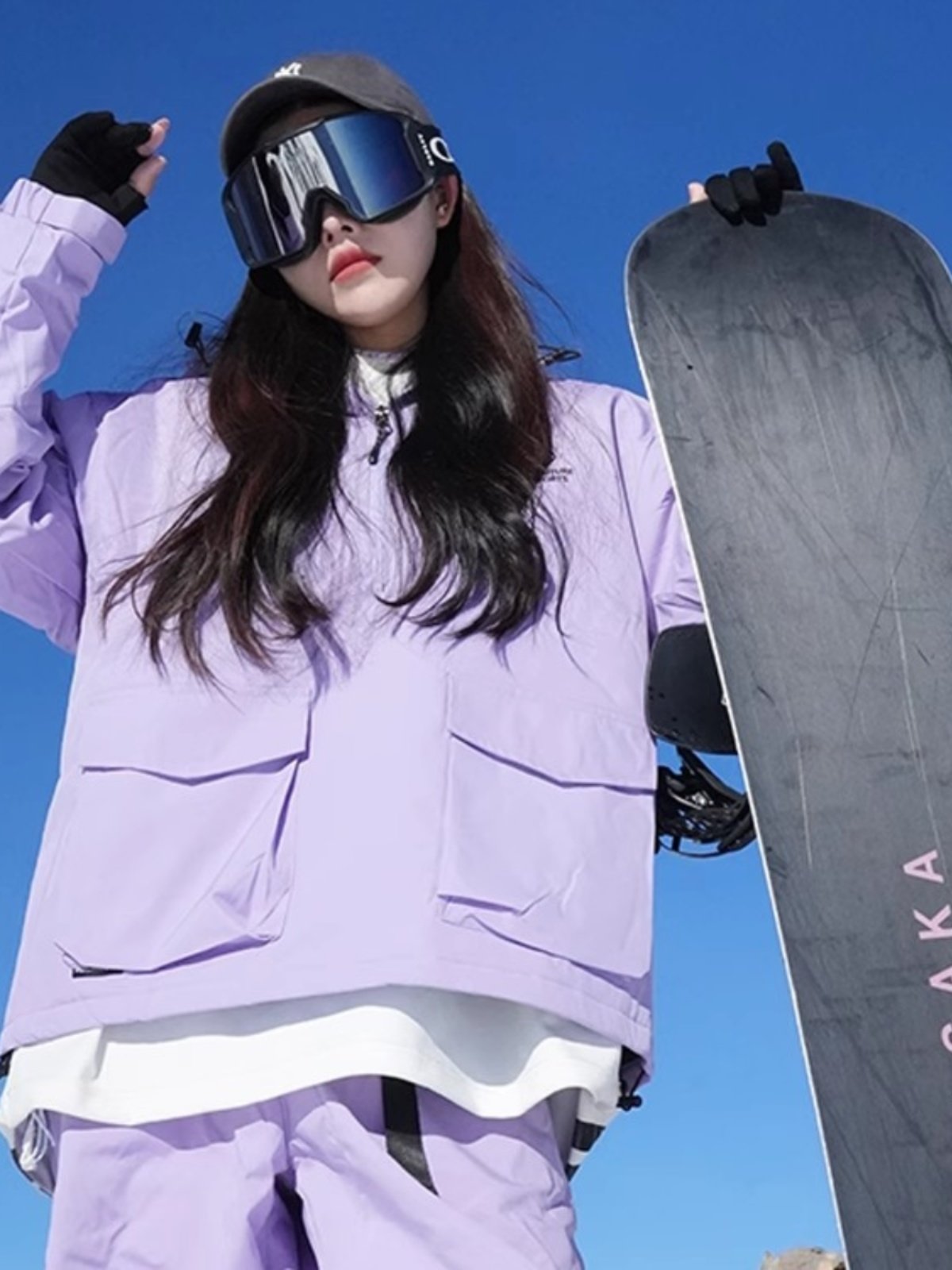The Italian ski suit, the man and the woman who paid for the heat, the one-board, loose coat, the two-board ski suit
