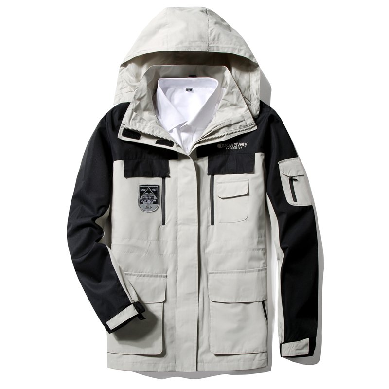The men and women in the promotion of top-downs can take off their coats in a three-and-a-half-a-half-a-day Korean waterproof and windproof suit