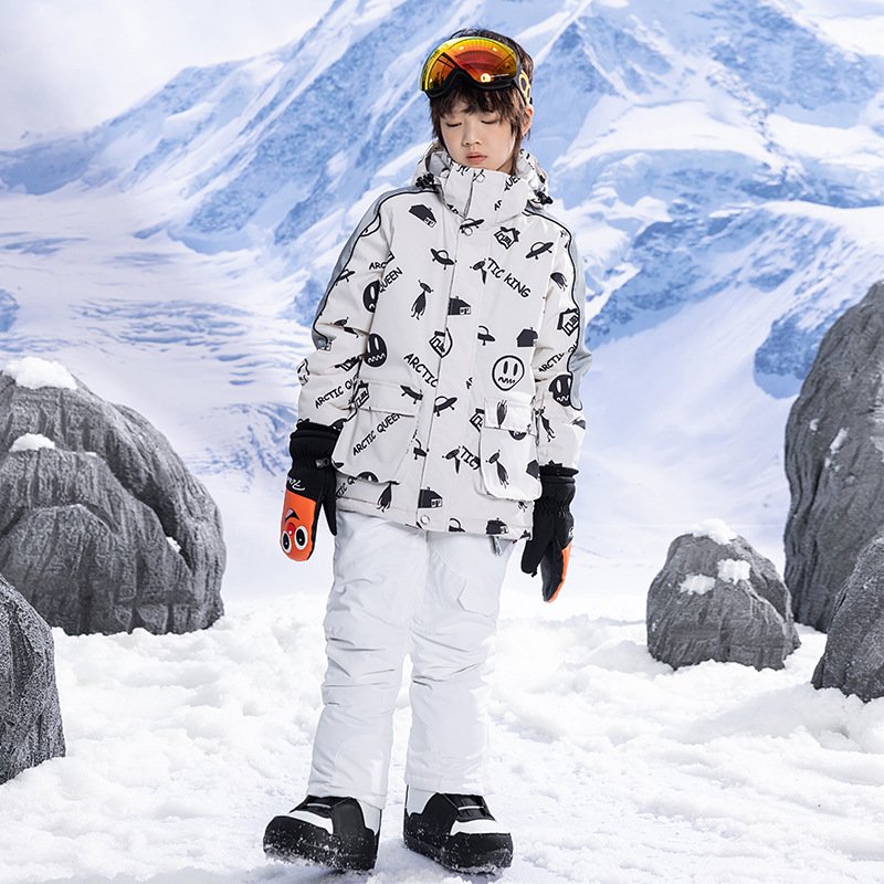 New clothes for children in ski suits for girls in winter weather-proof and water-proof and thick ski pants