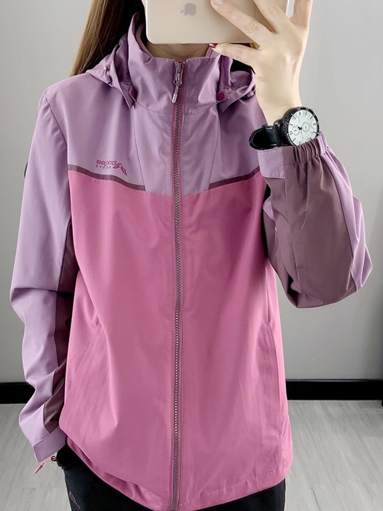 The men and women of the Philapkiss have three pairs of velvet, two pairs of accelerator and a thick coat to protect themselves from the wind and water