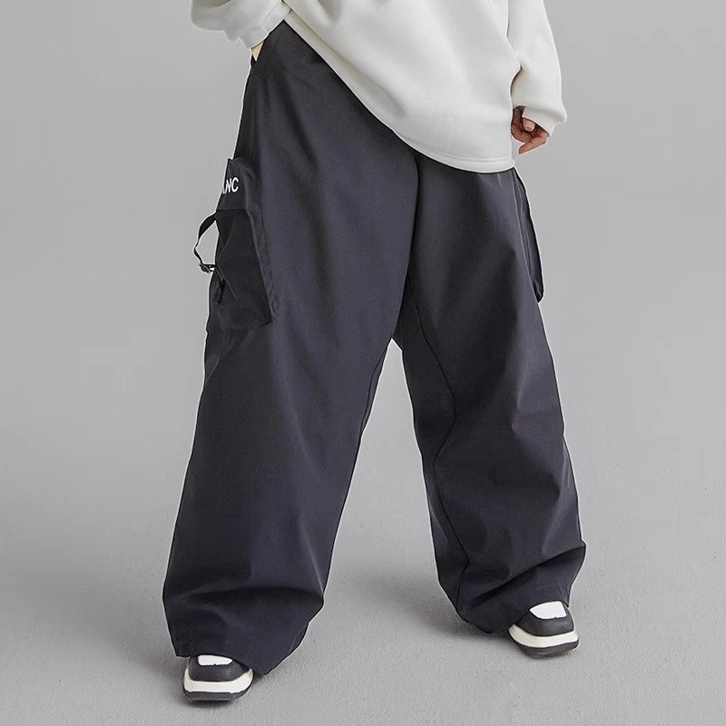iceBlanc cold-skinned ski shorts, skating suit for a guy who's free of water