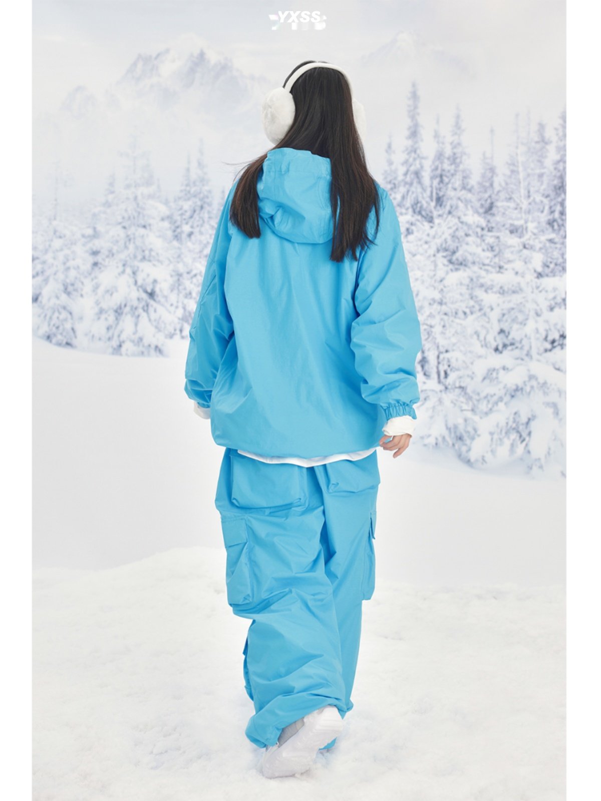 YXSS WAS ORIGINALLY A NEW DOUBLE-BOARD FOR A FEMALE SKI SUIT WITH A VELVET