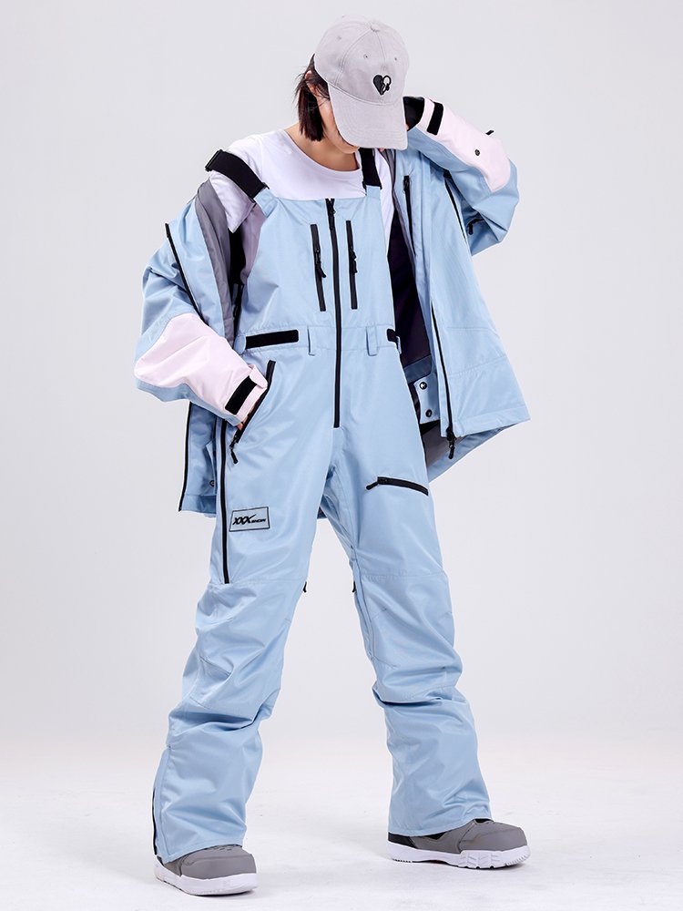 XXXsnow with a double-skinned coat for a couple in a ski suit