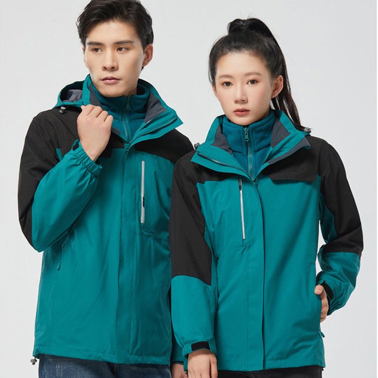 Two pairs of three-and-a-wind-and-a-water-up-mountain hot-sealed ski suits for the new man and woman