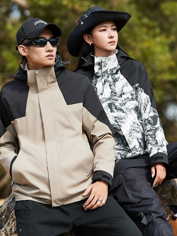three men and women in a sub-machine suit can be detached and customised for the spring and autumn winter