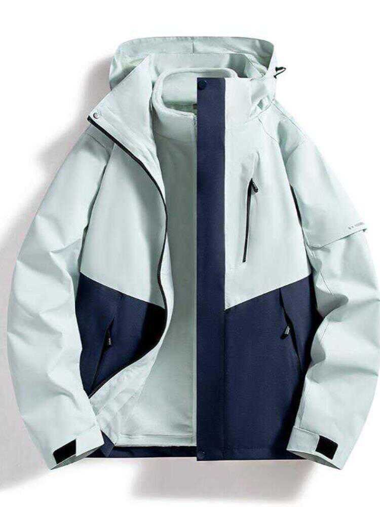 Li Ning's T-shirt is customised to one male and one female to remove the wind and wind from the outside