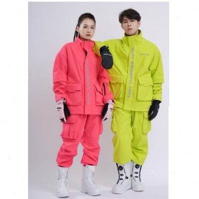 NEW EF SKI SUIT, FLUORESCENT FLUORESCENT FLUORESCENT FLUORESCENT VELVET JACKET, PULLS IN A 2L SKI SUIT