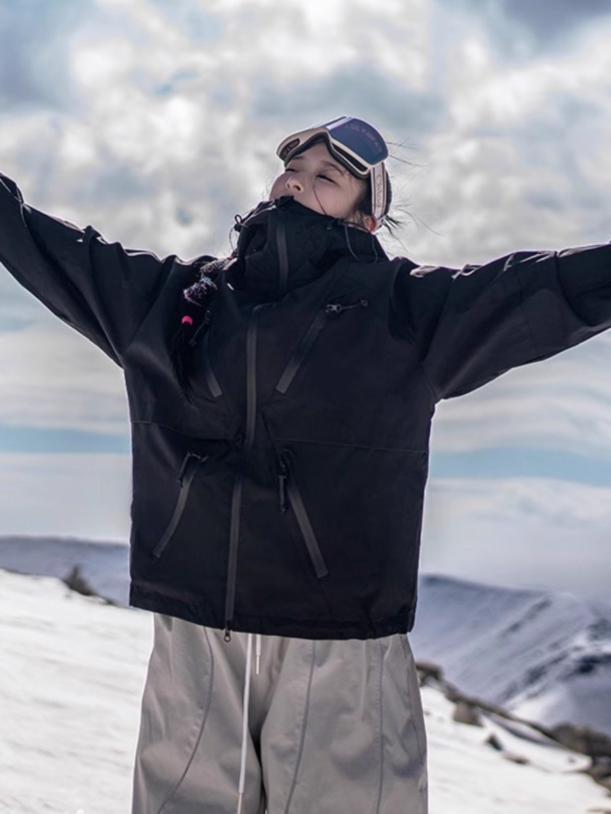 Italian ski couple dopamine outside the autumn and winter, wearing a ski jacket to get to the top of the mountain