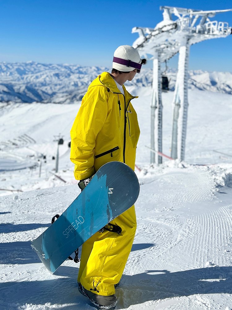 ZACHARIAH. LEMON-YELLOW SKI SUIT FOR WOMEN IN WIND AND WATER-PROOF SKIS