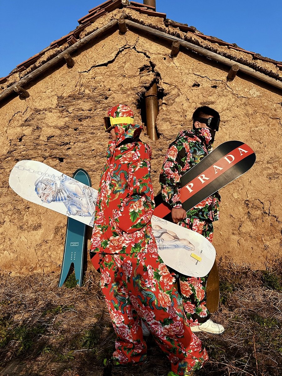 Specializing in a big north-east ski suit with second-hand roses and wind-proof water
