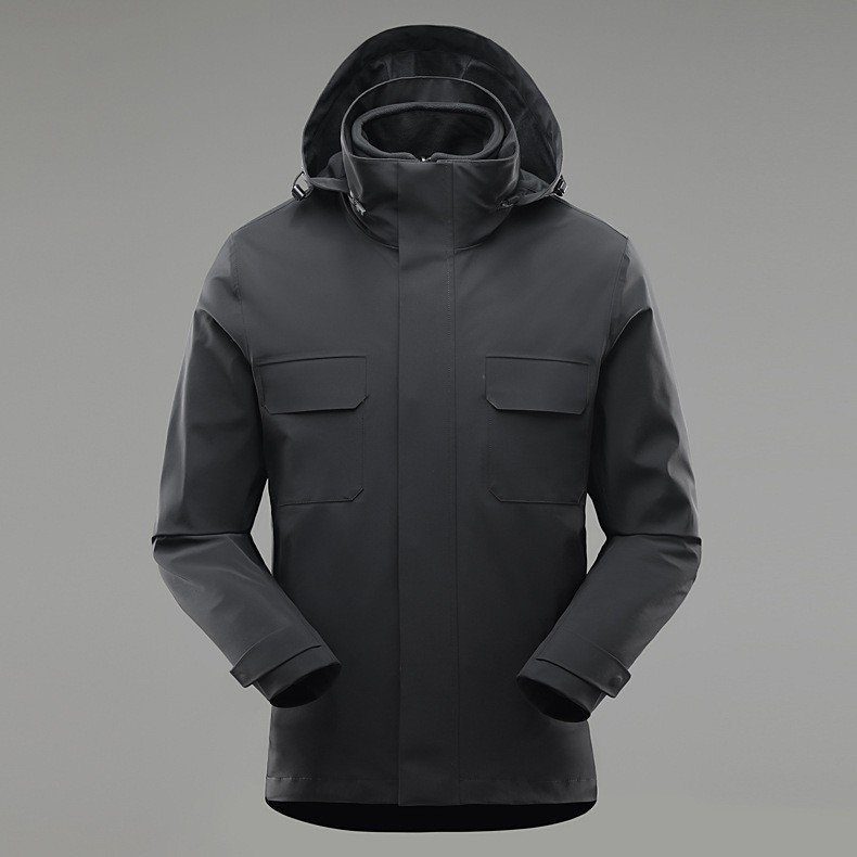 Two sets of a three-in-a-one for the new outdoor assault suit in the fall and winter to remove windproof, waterproof skis