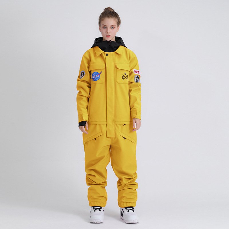 Women in ski suits with wind and water protection and heating, men in a single, double-board foreign trade ski suit