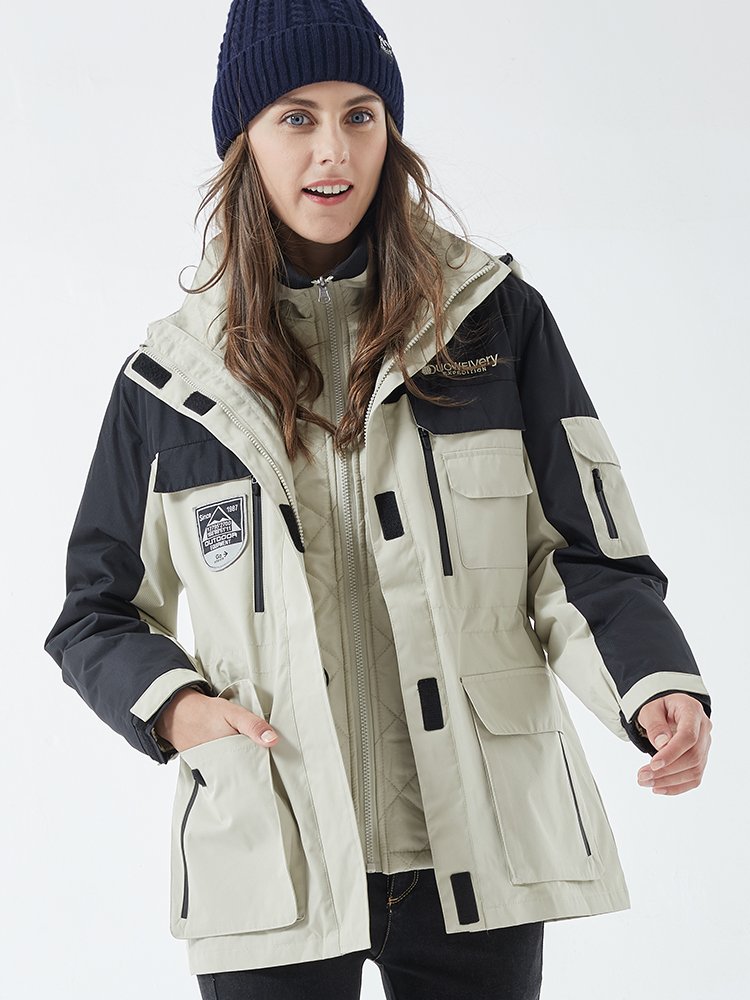 Kailas Kalestone Scrambling Girl can break down two long- and medium-size water-resistant ski suits